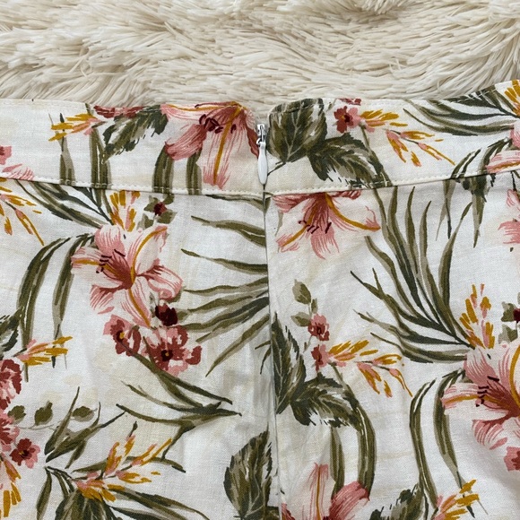 NWOT‼️ Abercrombie & Fitch High-Waisted Shorts - Picture 4 of 5